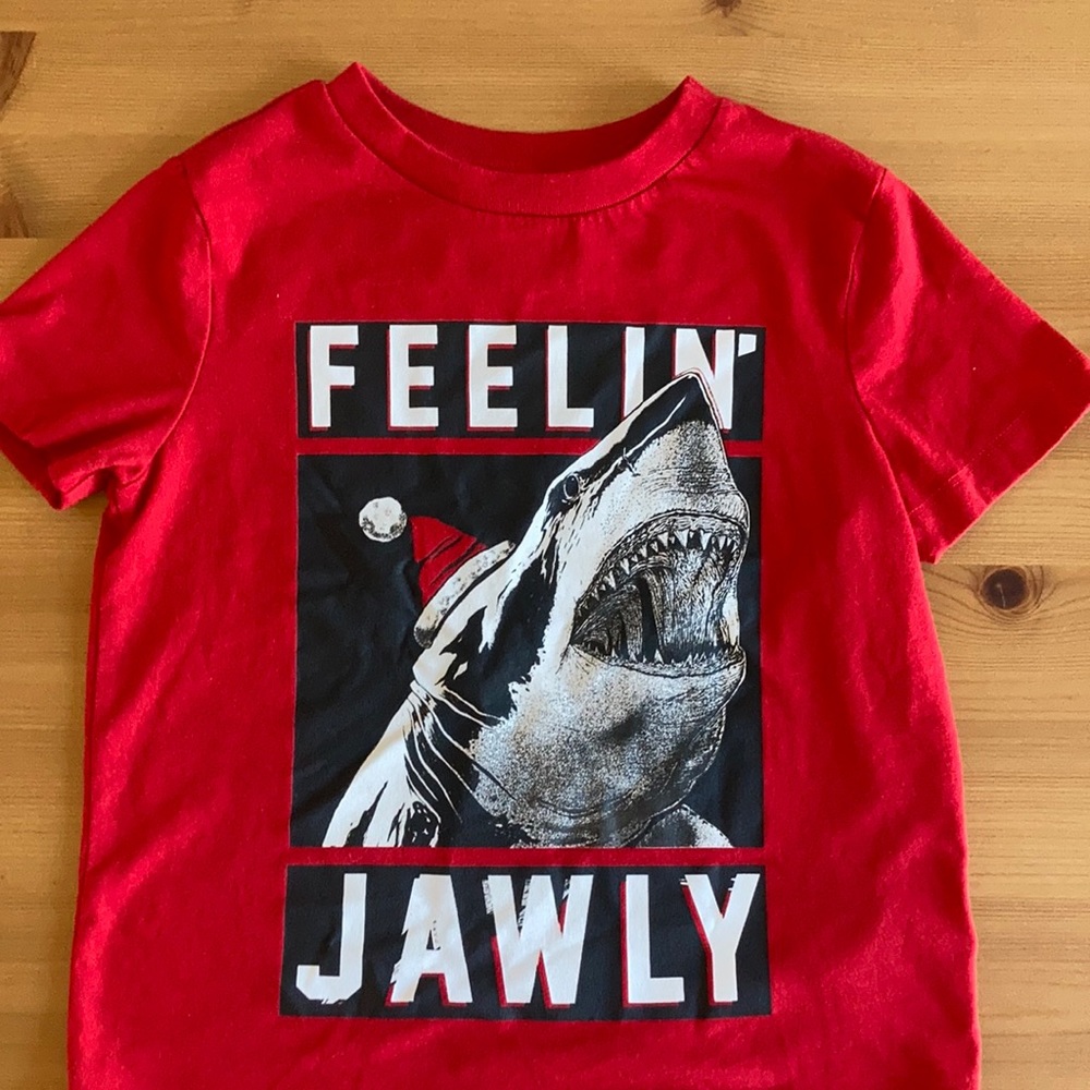 Old Navy Shark with Santa Hat Holiday tshirt- Feelin’ Jawly
